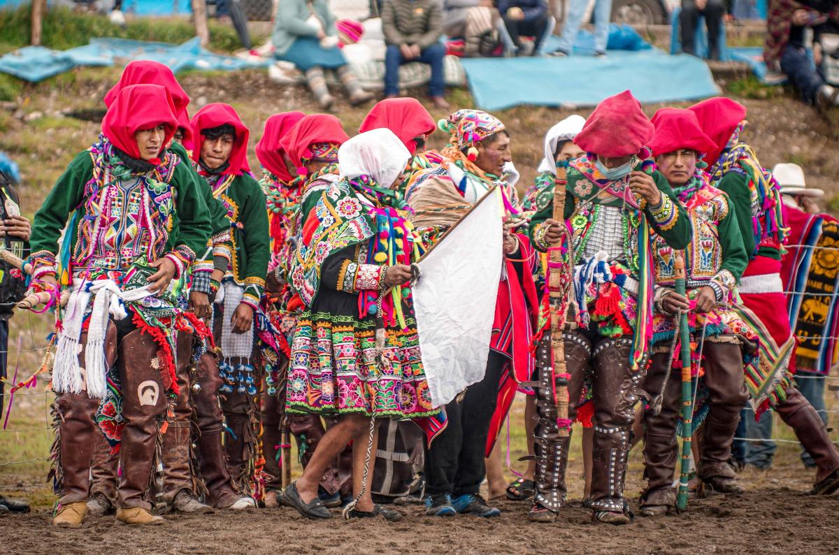 8 Exciting Ways to Experience Local Culture When Traveling